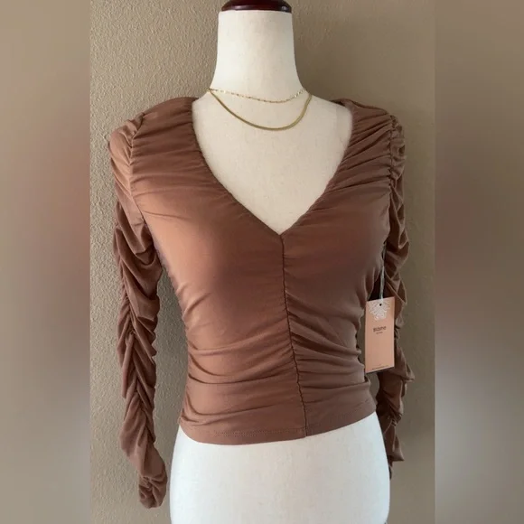 Shirred mesh blouse long sleeved - Picture 2 of 4